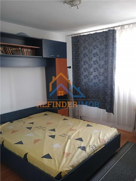 Berceni- Uioara Apartament 3 camere decomandat